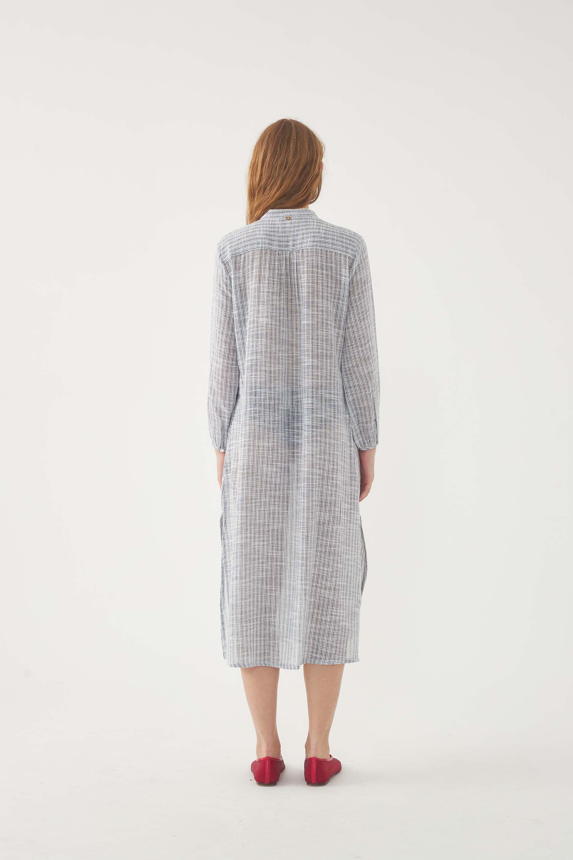 Robe Paros