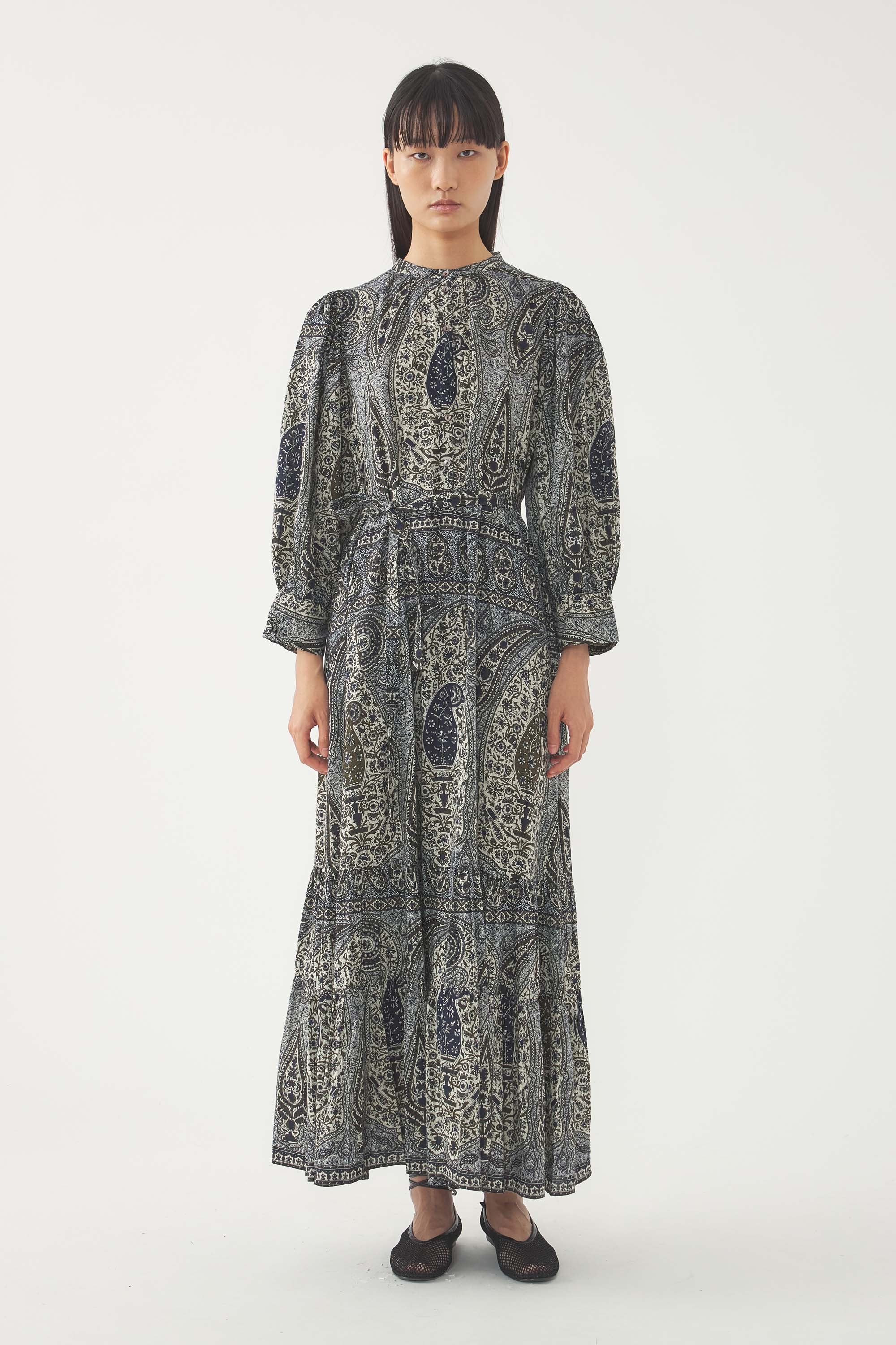 Robe Taya
