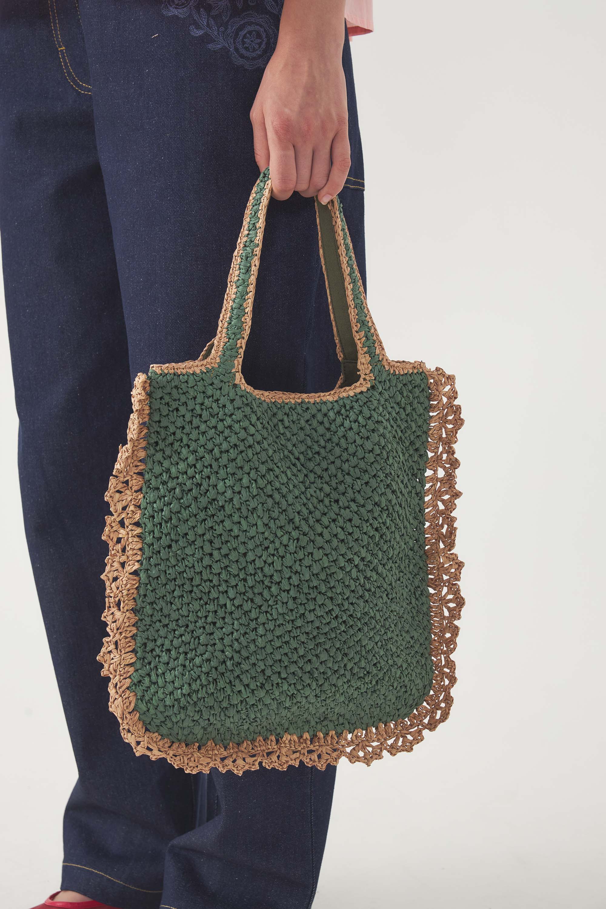 Tote Ava