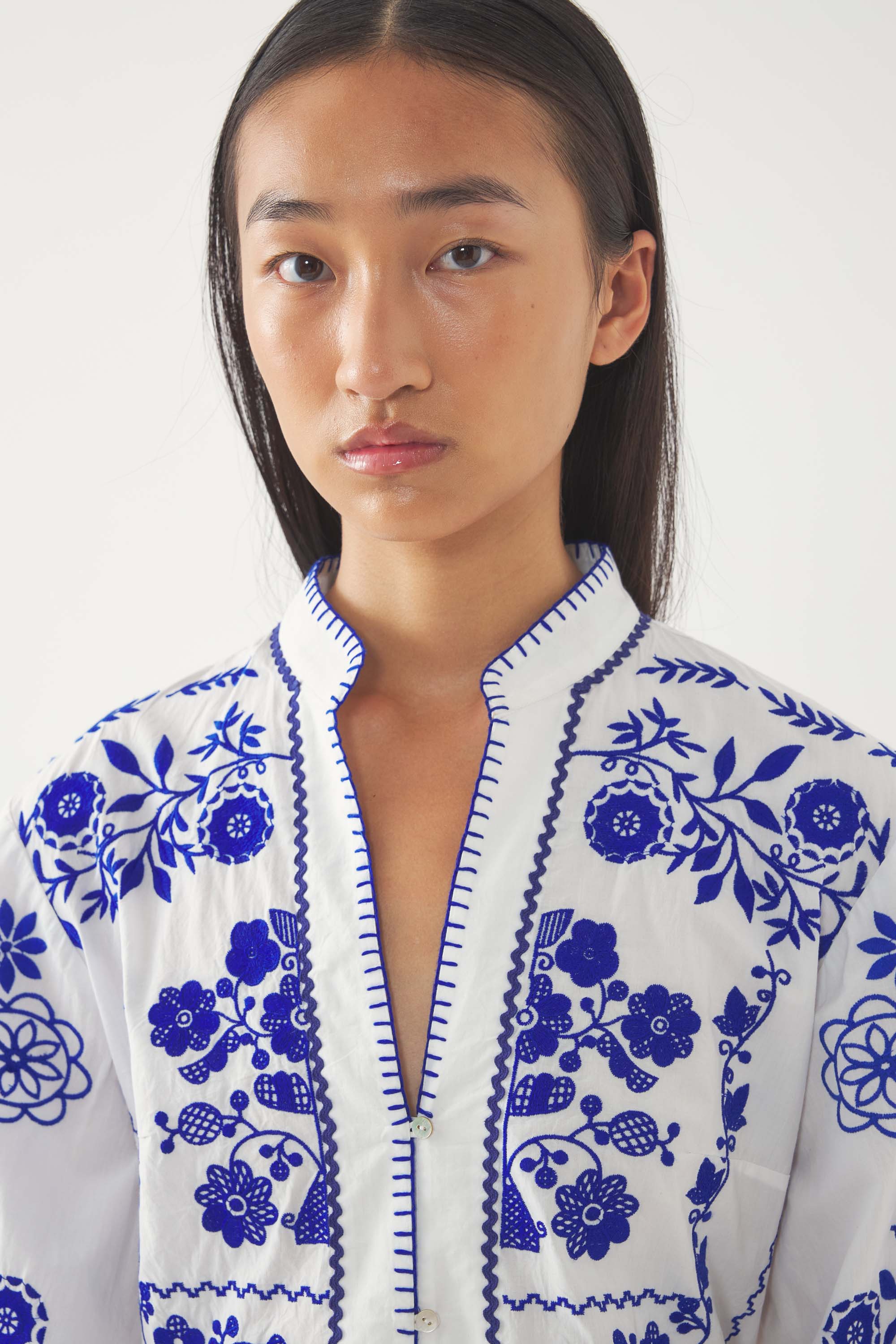 Robe longue brodée Mamie