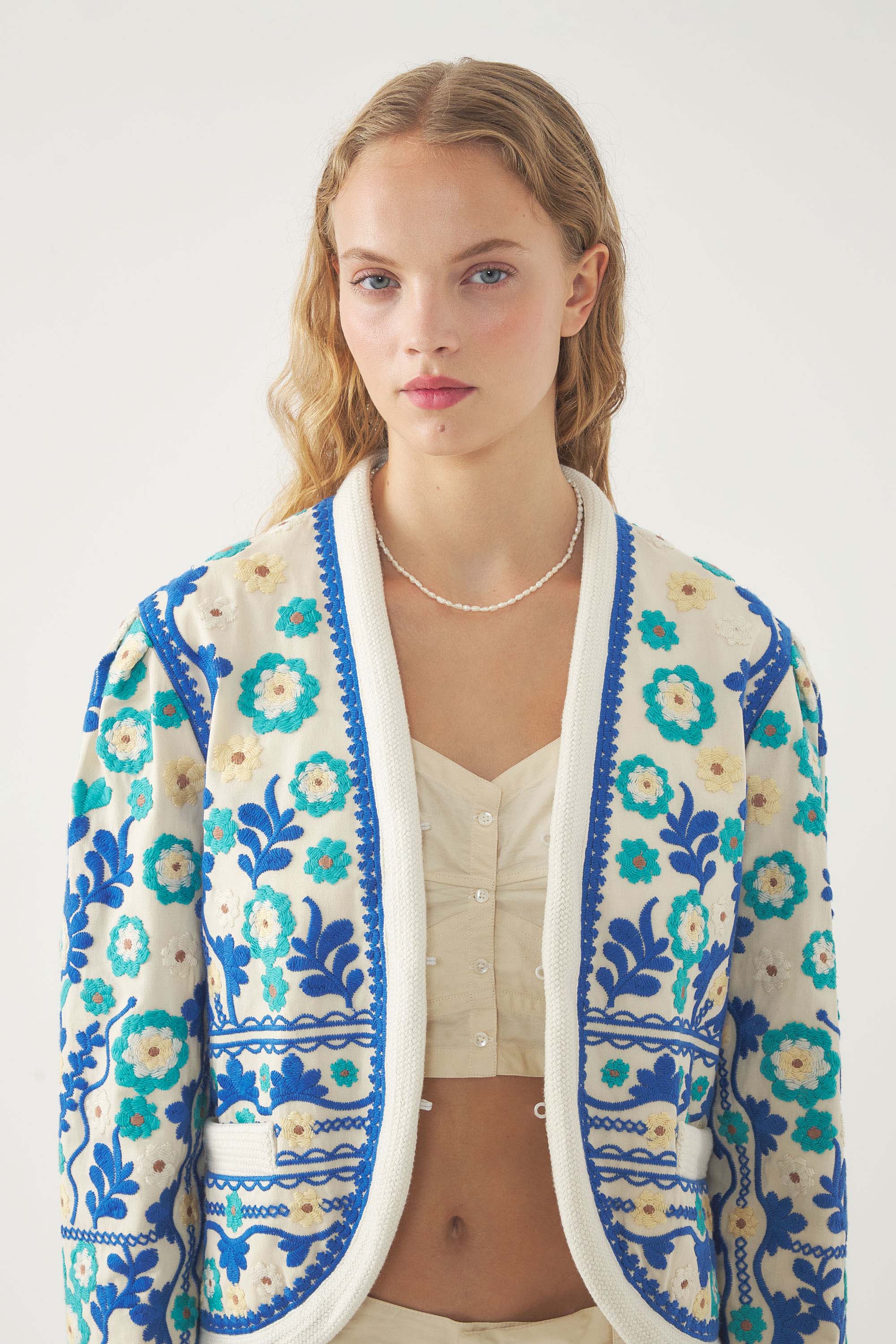 Veste brodée Ossie