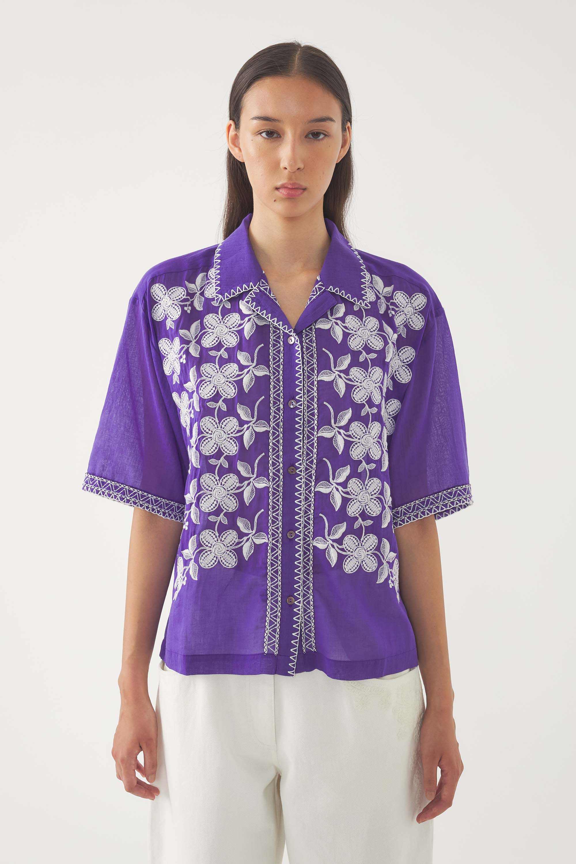 Blusa bordada Suzane