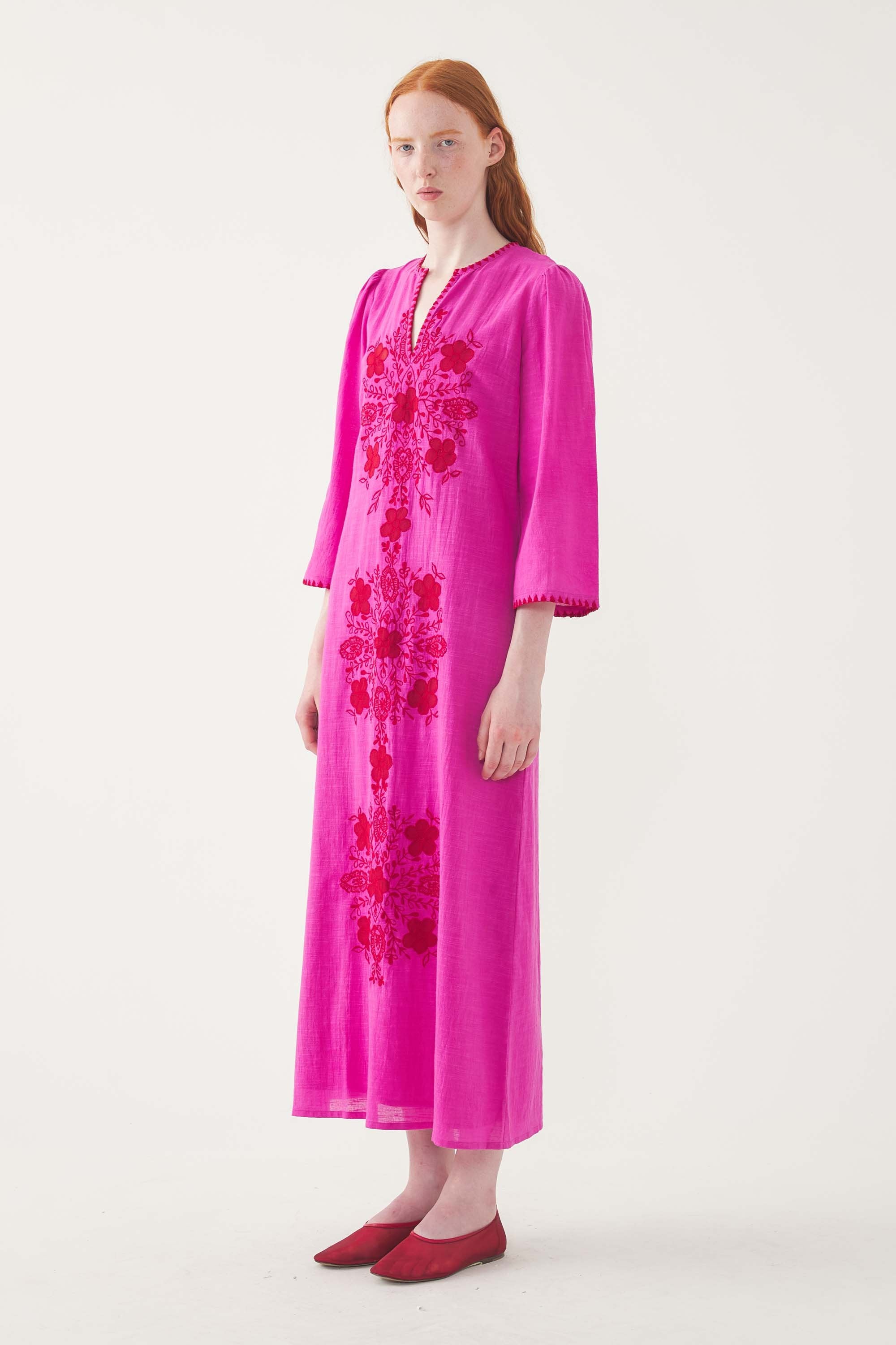 Robe longue brodée Vahani